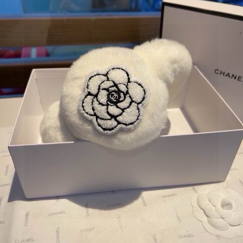 Chanel earmuff (62)