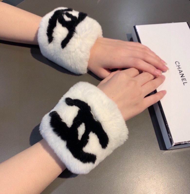 Chanel gloves 74 (15)