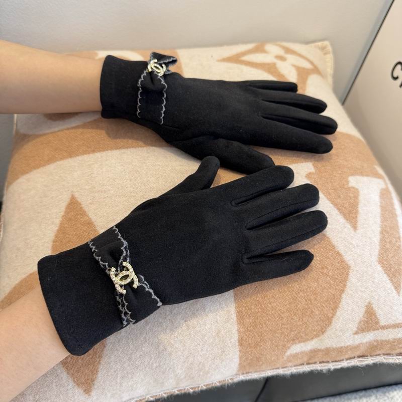 Chanel gloves 84 (24)