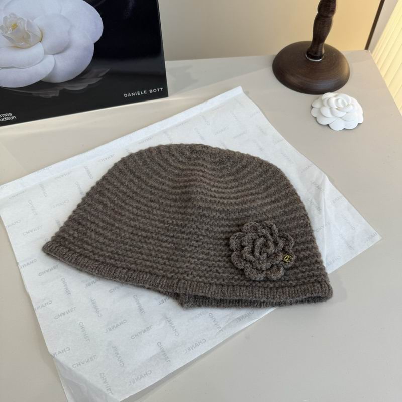 Chanel hat (1002)