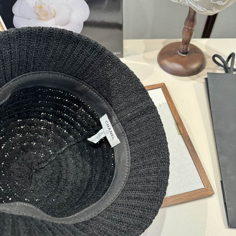 Chanel hat (1028)