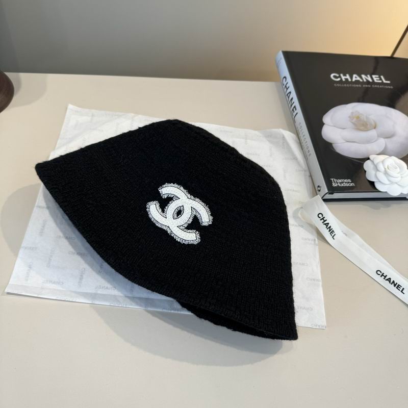 Chanel hat (108)