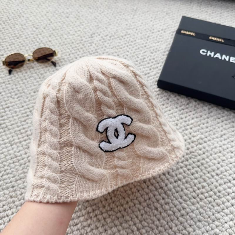Chanel hat (1103)