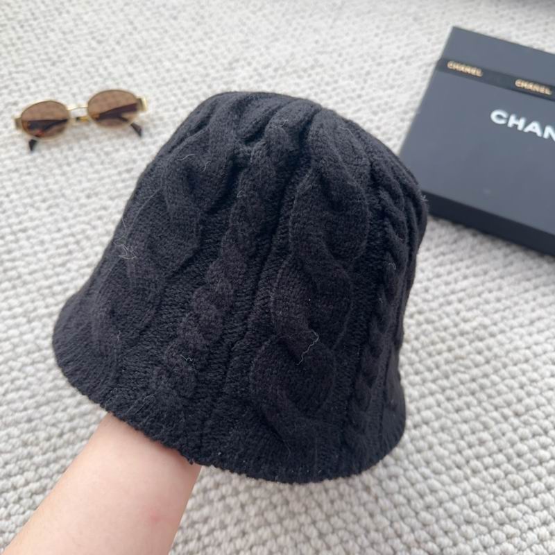 Chanel hat (1107)