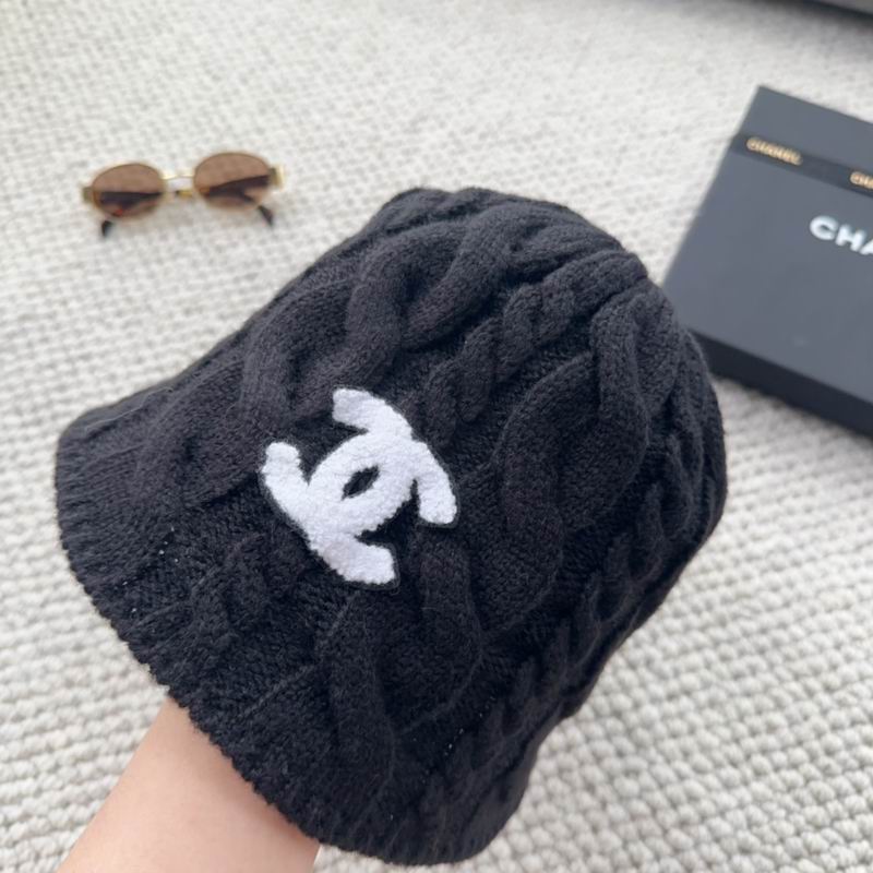 Chanel hat (1110)