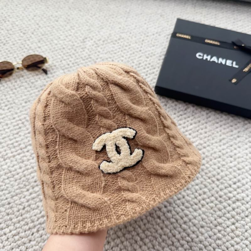 Chanel hat (1116)