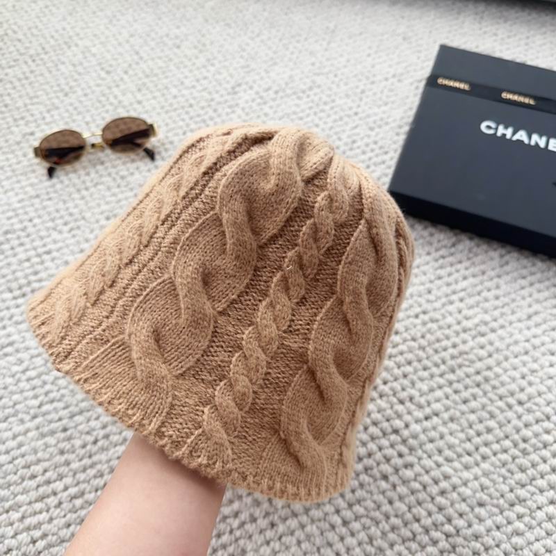 Chanel hat (1119)