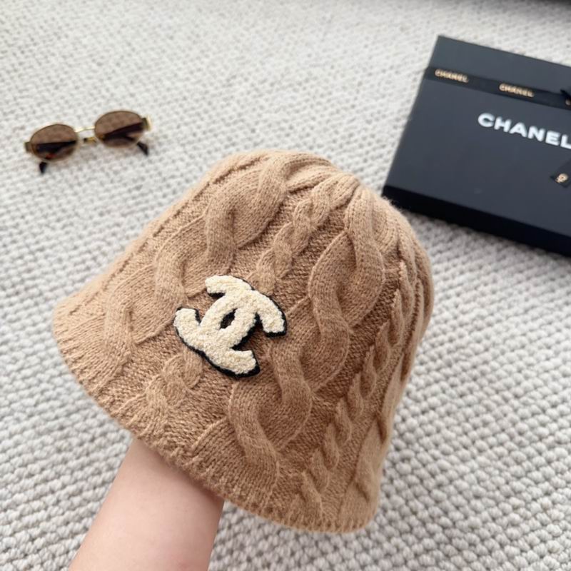 Chanel hat (1122)