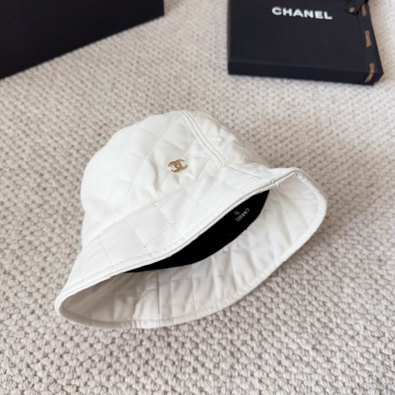 Chanel hat (1147)