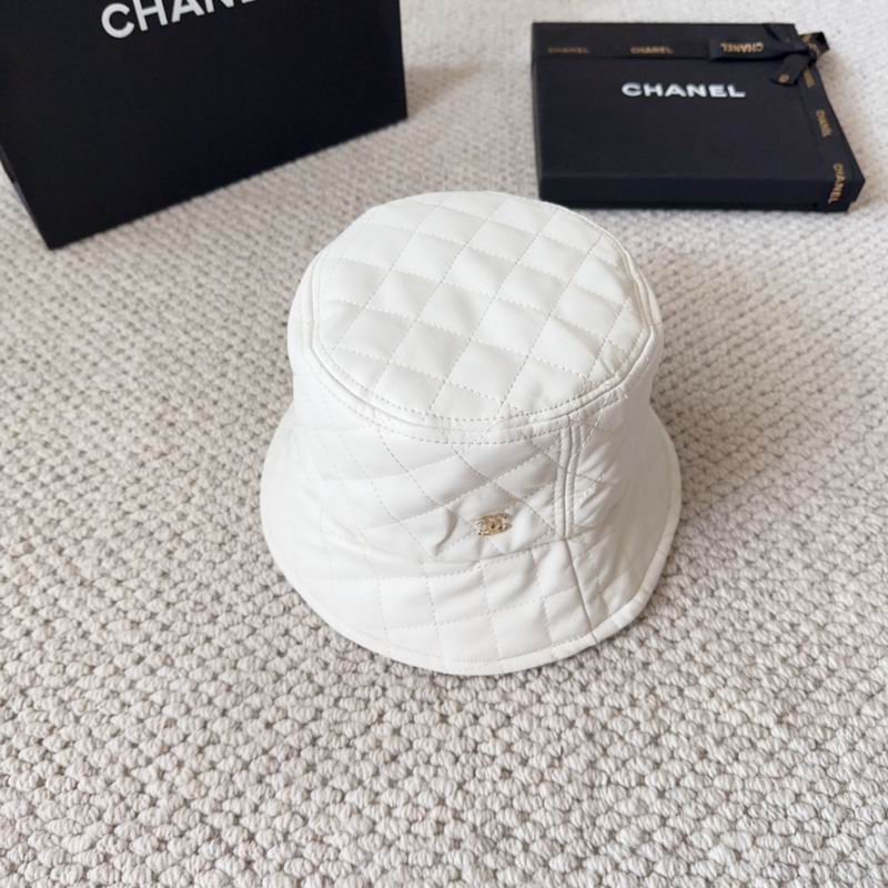 Chanel hat (1150)