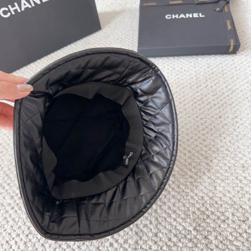 Chanel hat (1156)