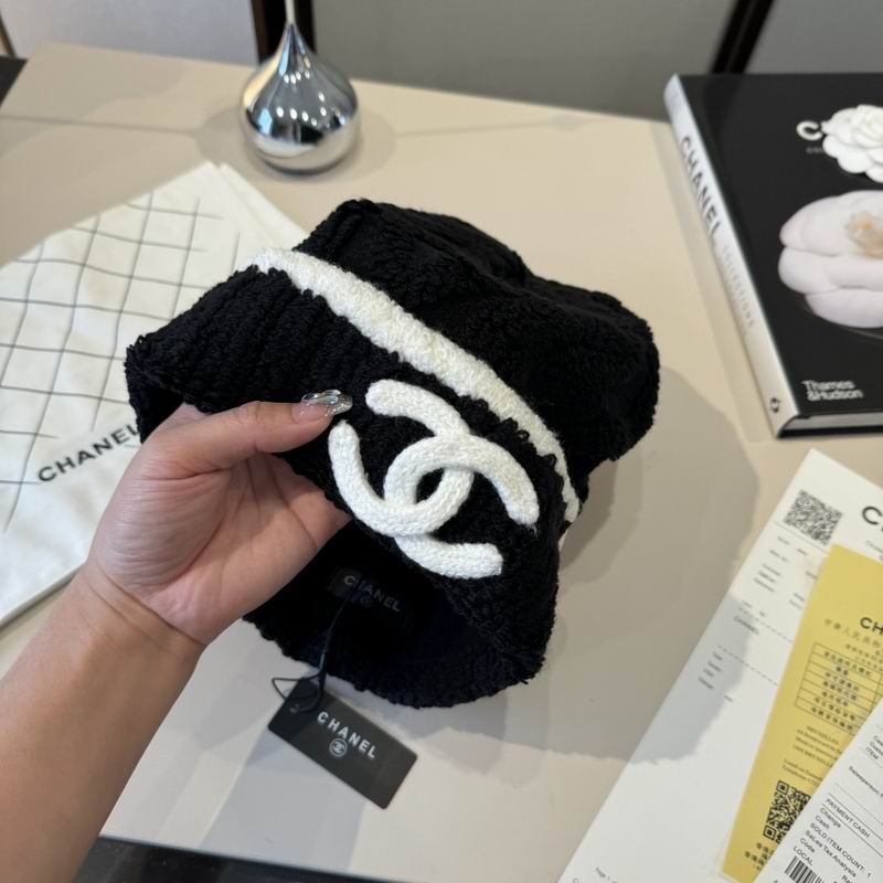 Chanel hat (1394)