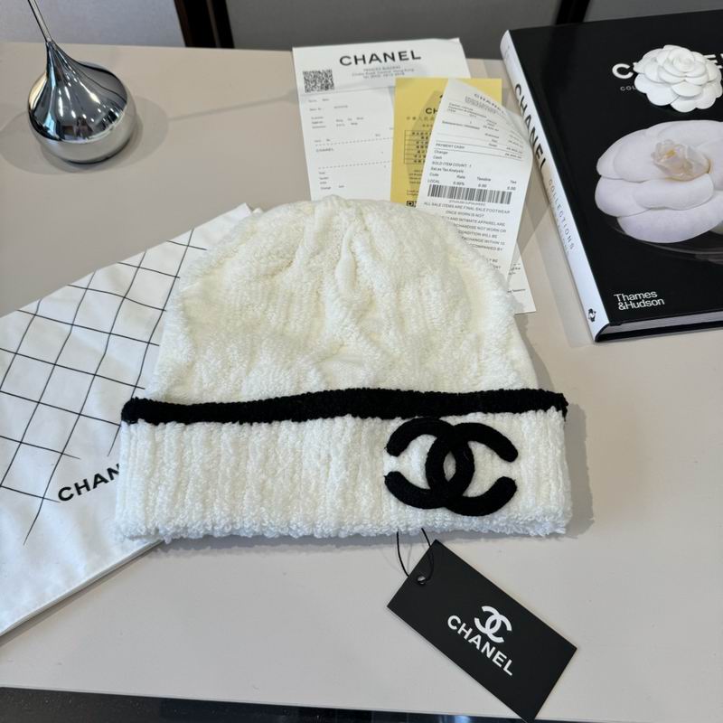 Chanel hat (1403)