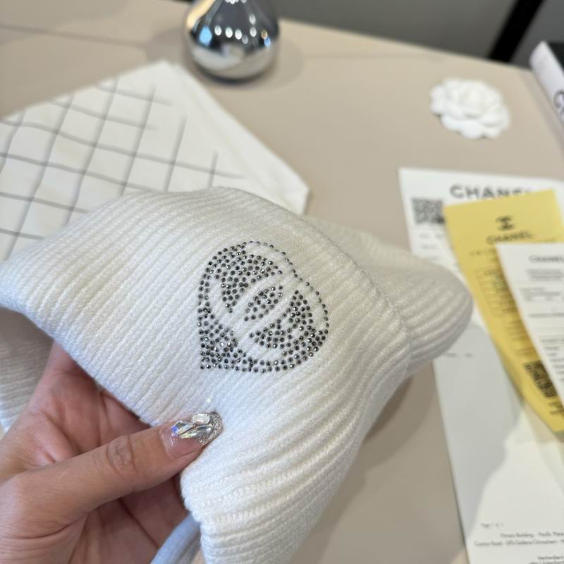 Chanel hat (1421)