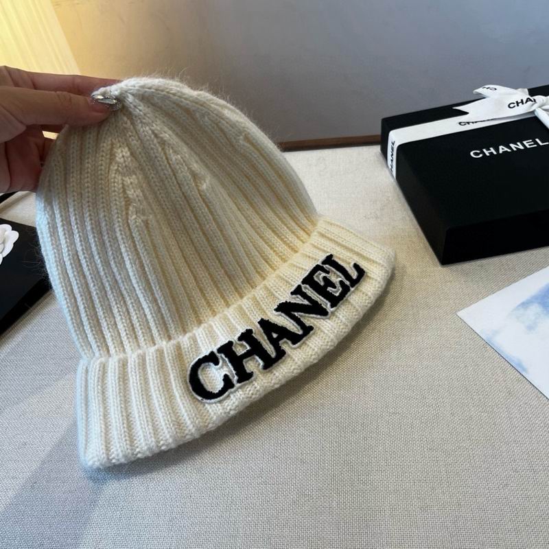 Chanel hat (1590)
