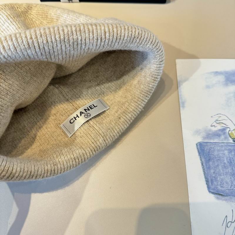 Chanel hat (2320)