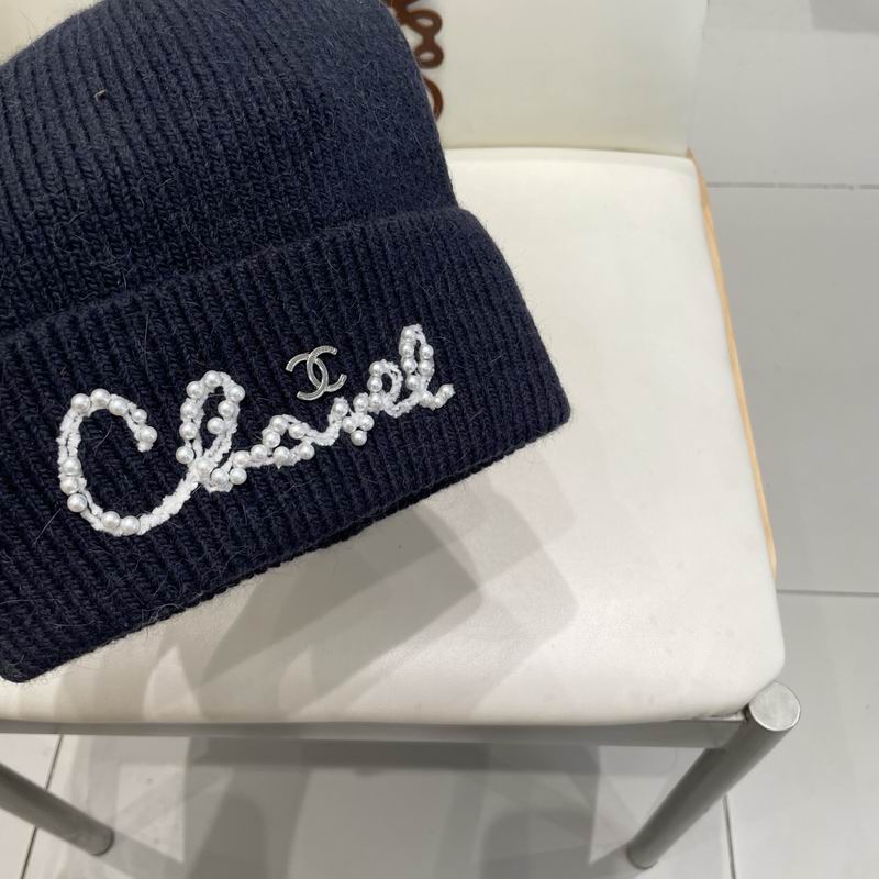 Chanel hat (2578)