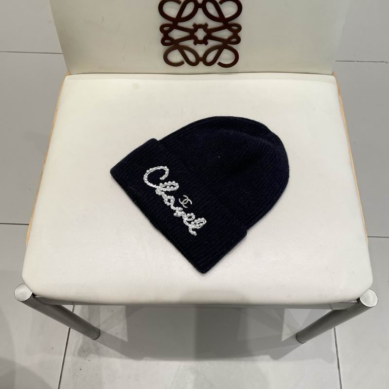 Chanel hat (2580)