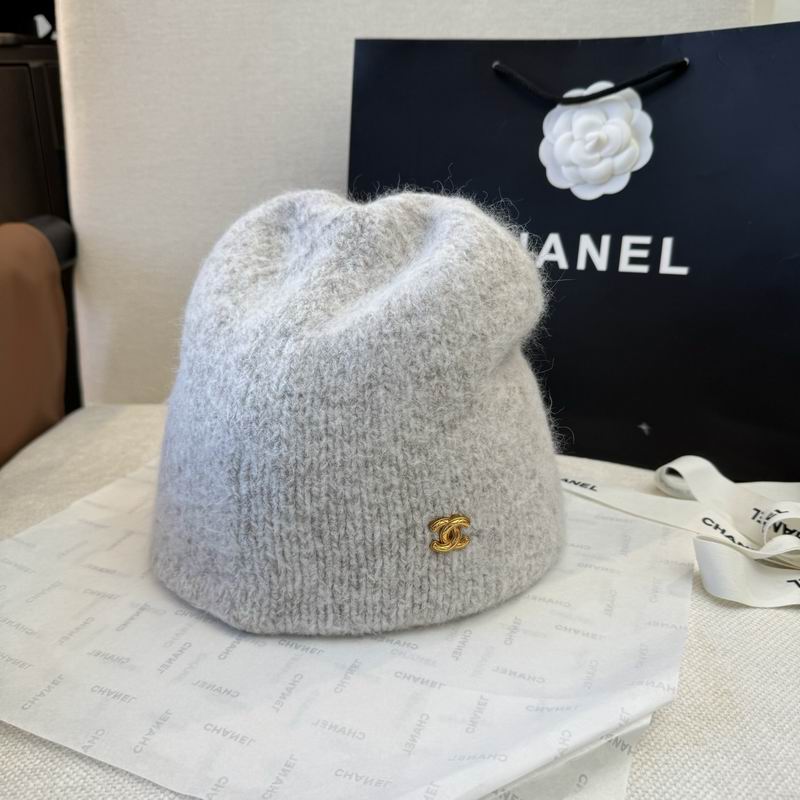 Chanel hat (525)