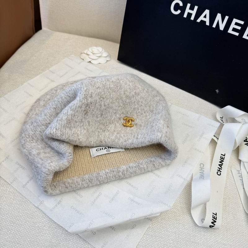 Chanel hat (526)