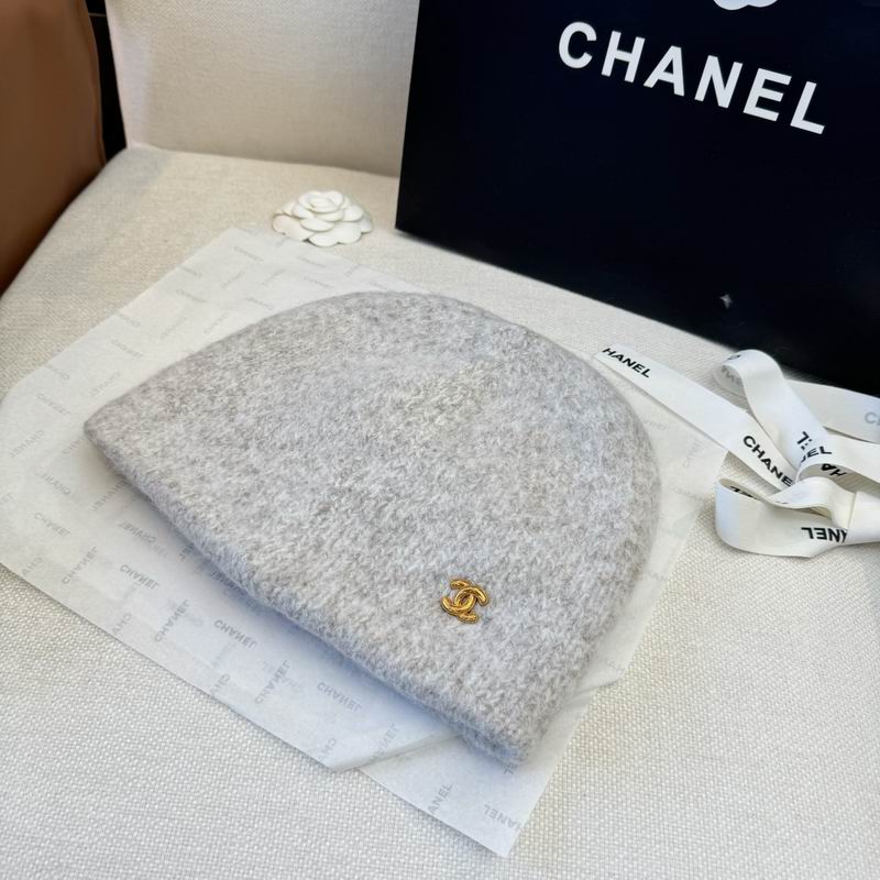 Chanel hat (530)
