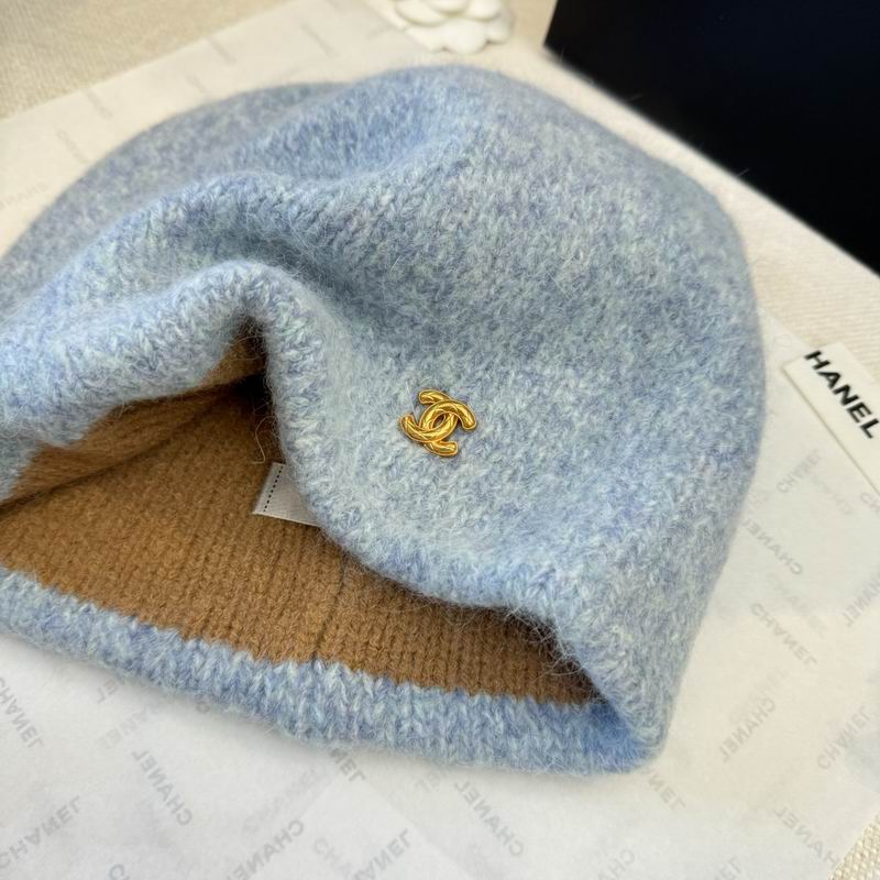 Chanel hat (536)