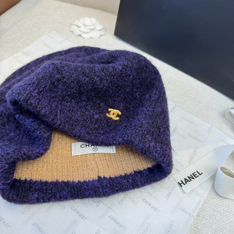 Chanel hat (542)