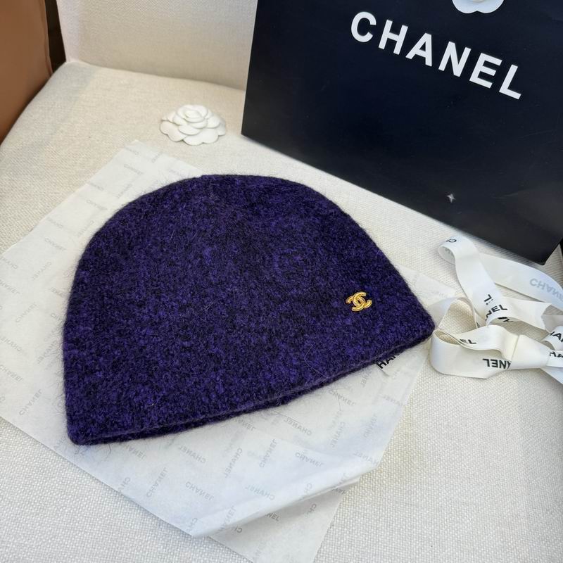 Chanel hat (543)