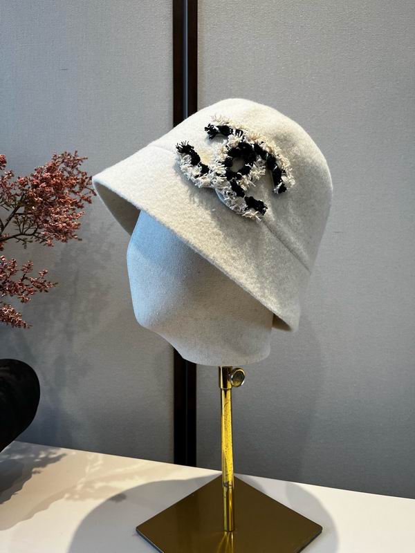 Chanel hat (560)