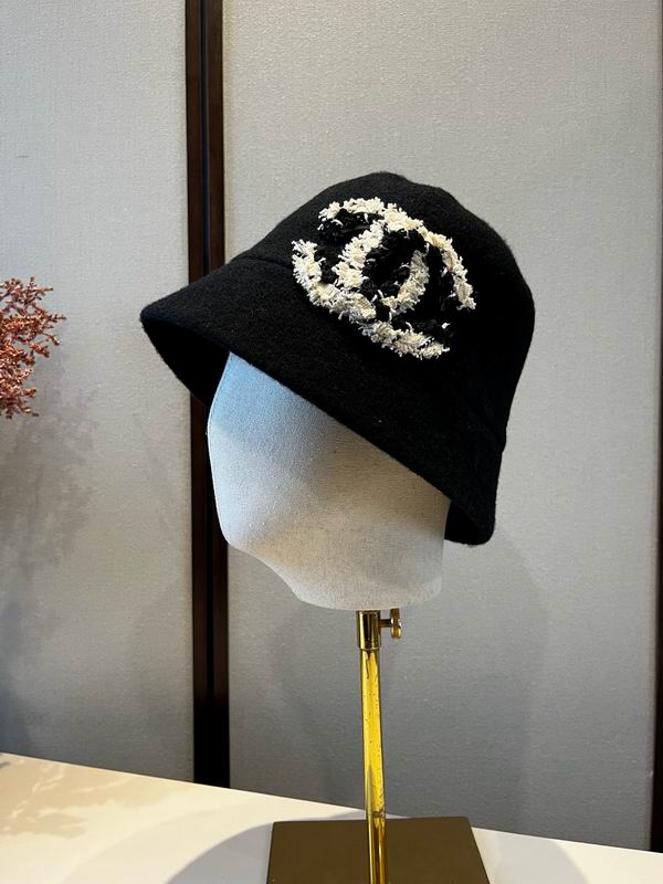 Chanel hat (568)
