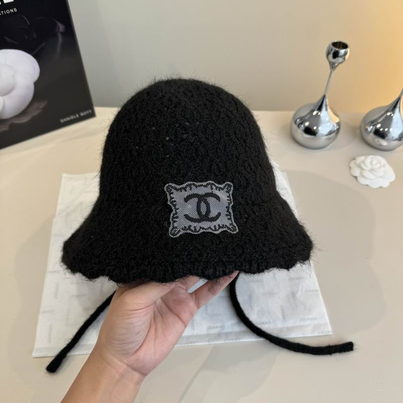 Chanel hat (670)