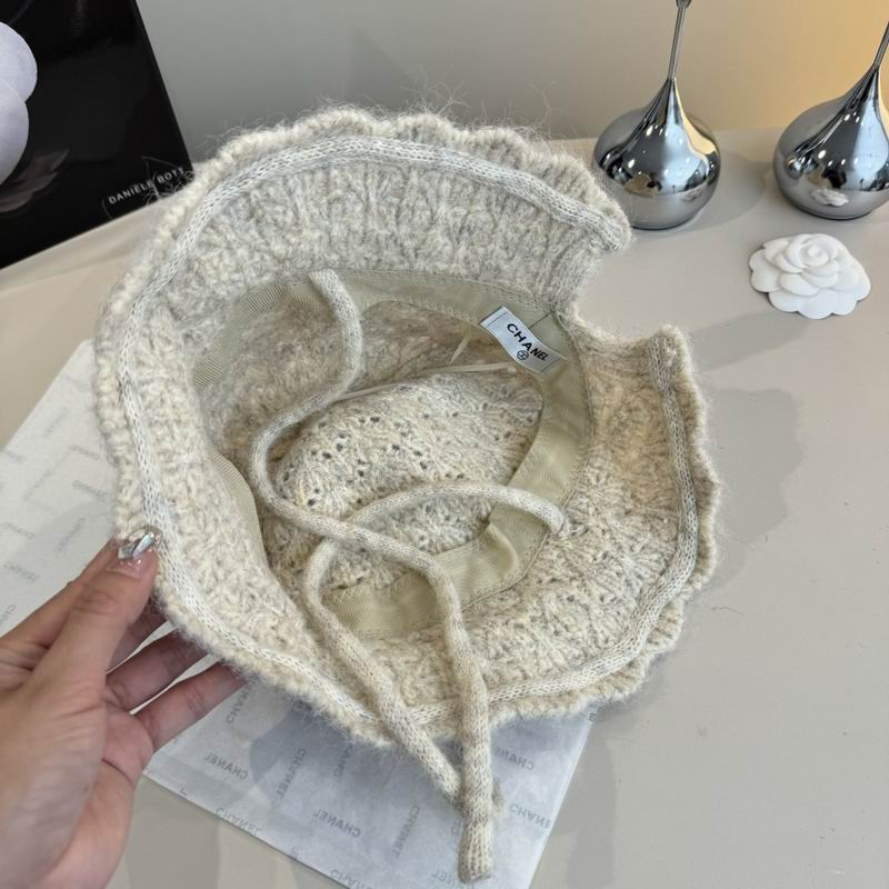 Chanel hat (674)