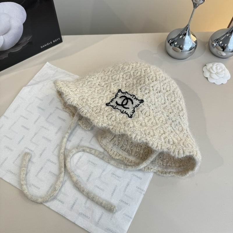 Chanel hat (679)