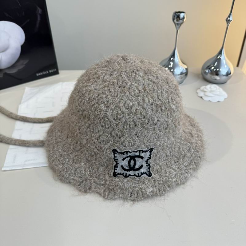 Chanel hat (684)