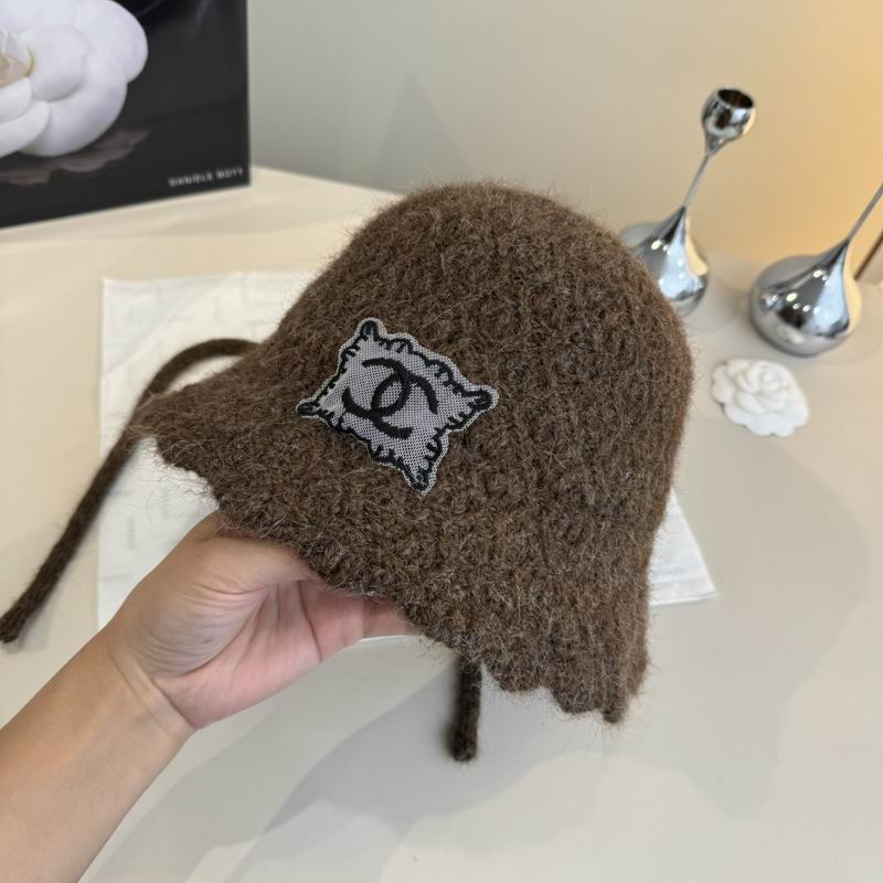 Chanel hat (695)