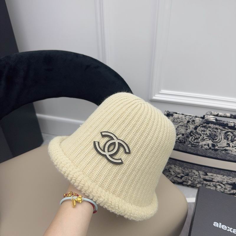 Chanel hat (698)