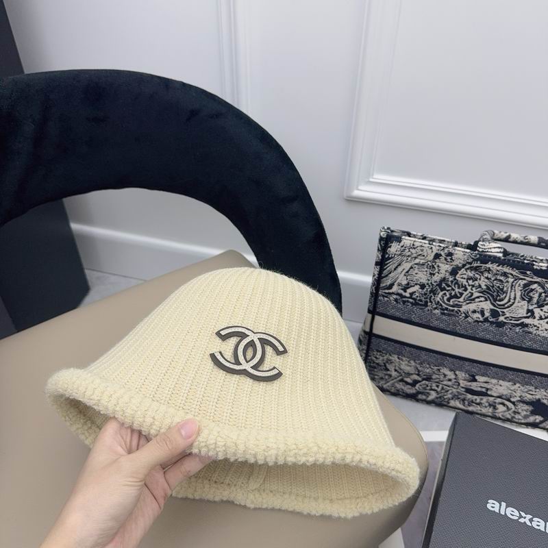 Chanel hat (699)