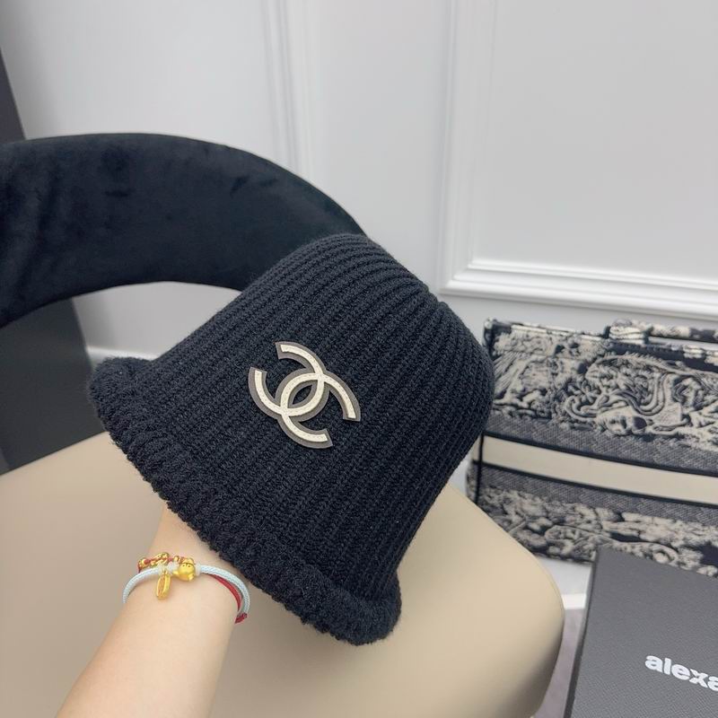 Chanel hat (704)