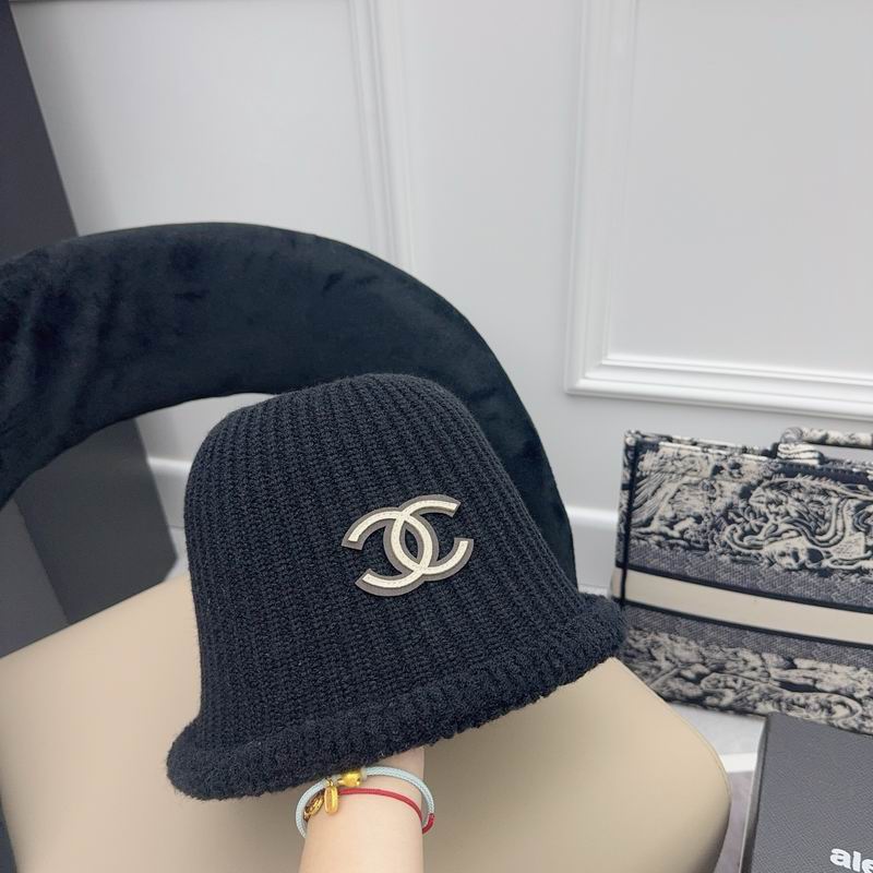 Chanel hat (705)