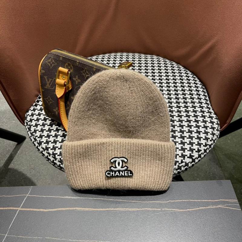 Chanel hat (733)