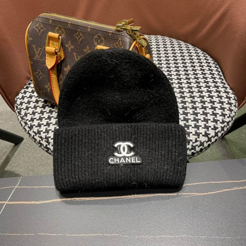 Chanel hat (760)