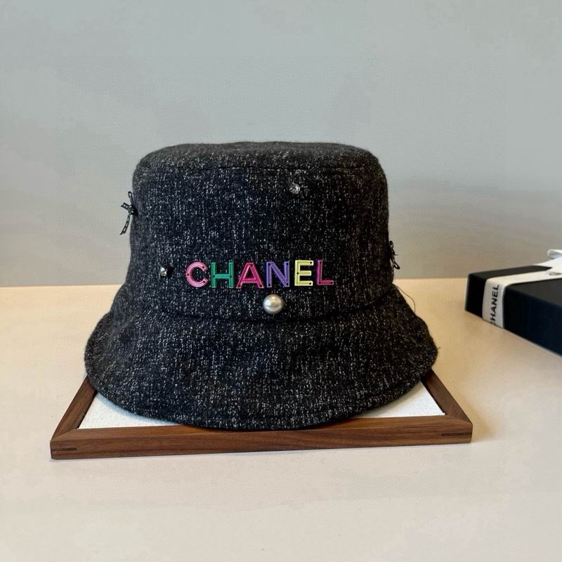 Chanel hat (962)