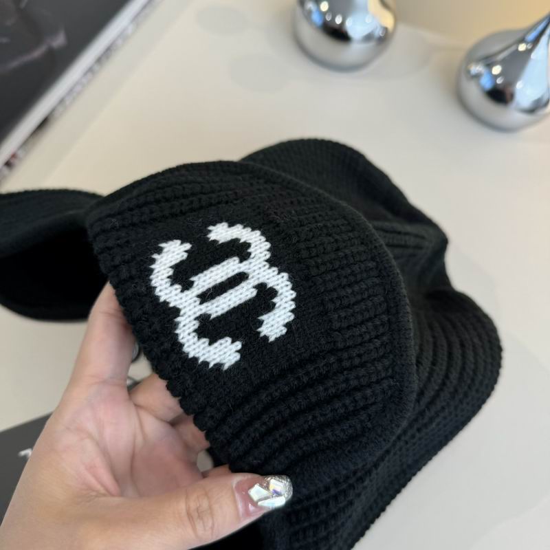 Chanel hat (969)