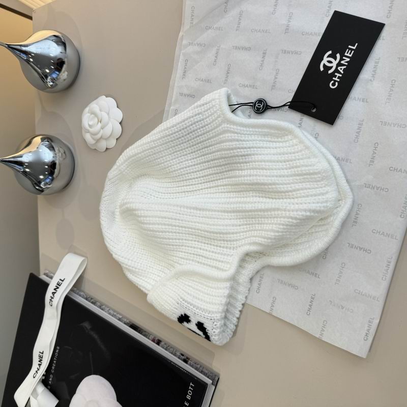 Chanel hat (975)