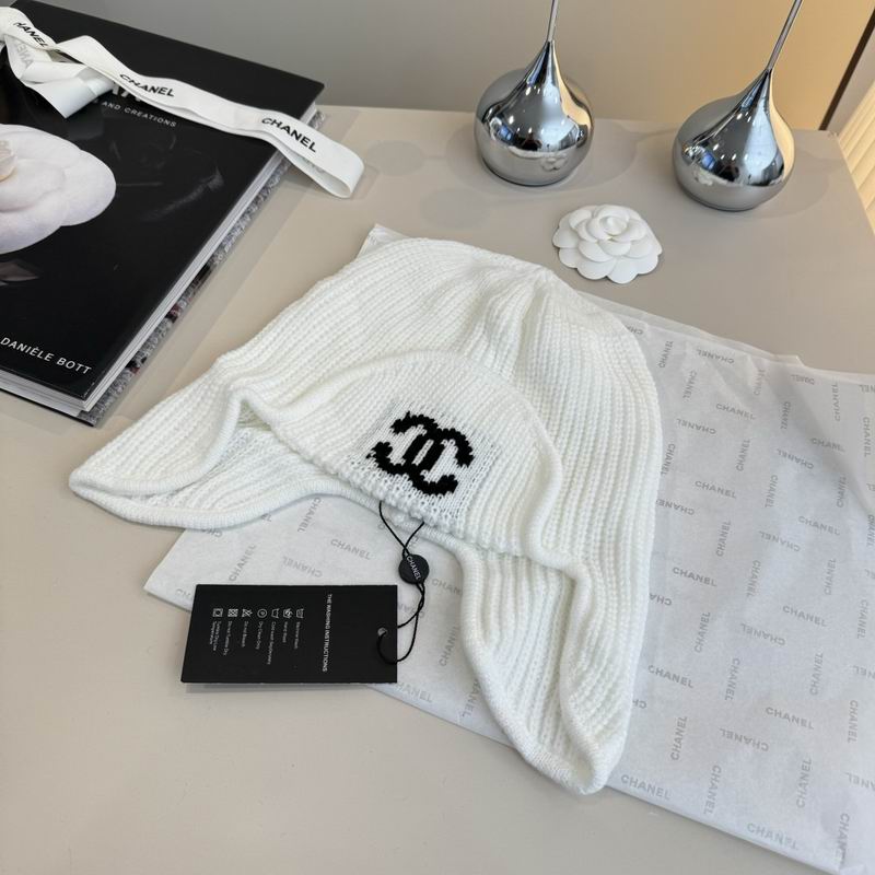 Chanel hat (977)