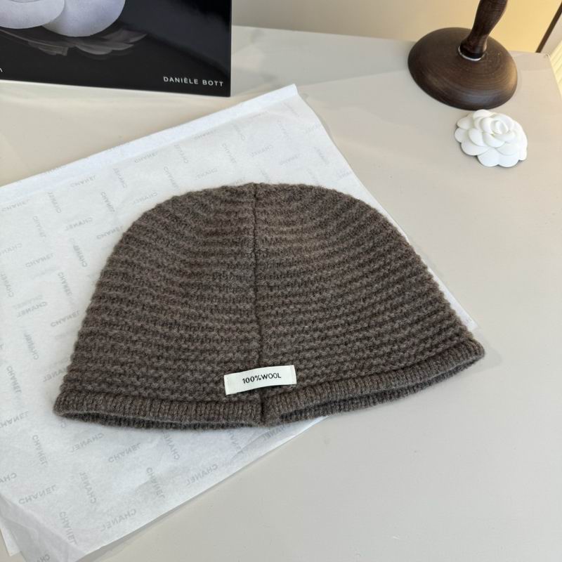 Chanel hat (995)