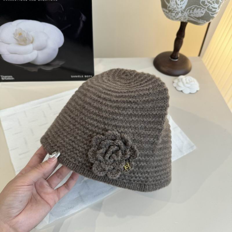 Chanel hat (996)