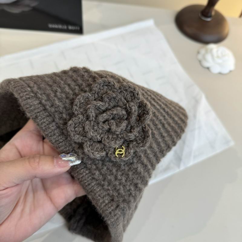 Chanel hat (999)