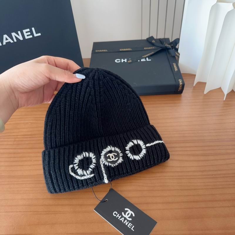 Chanel hat dx (1682)