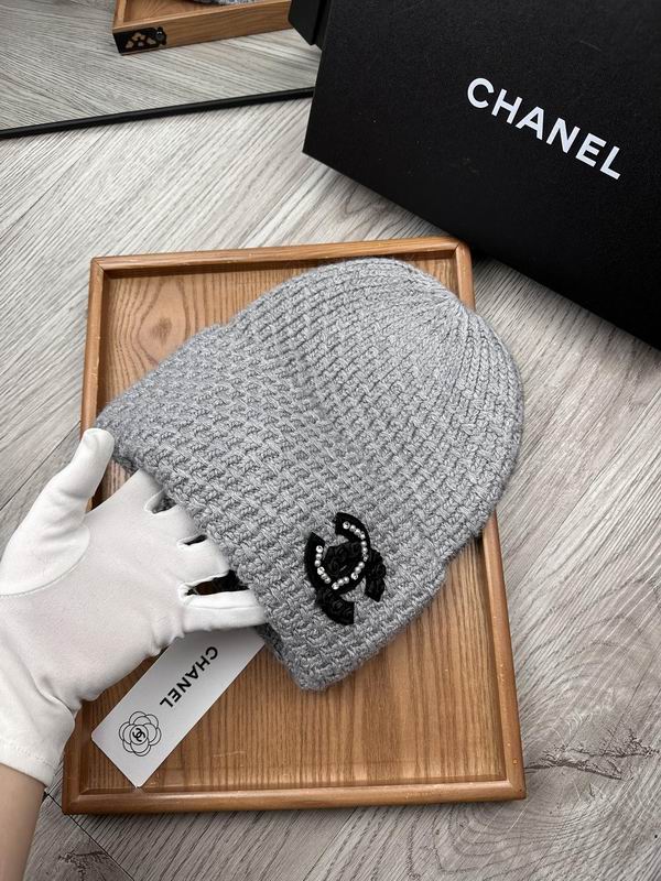 Chanel hat dx (211)